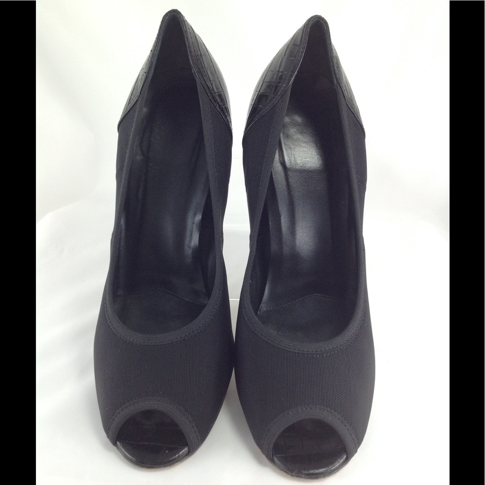 Donald J. Pliner ZORBA Black Mesh Elastic Pumps - Picture 5 of 13